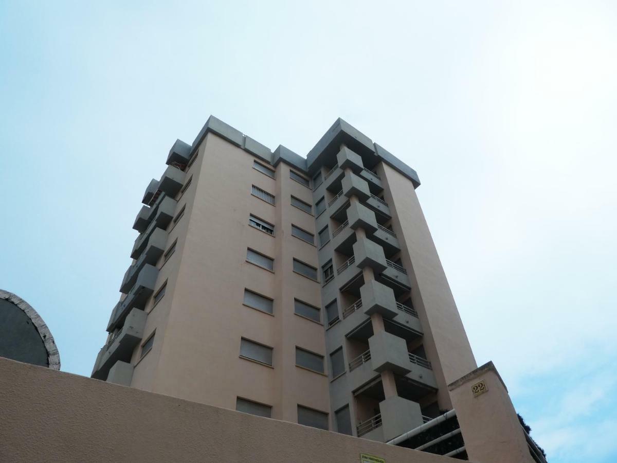 Apartamentos Gandia Grau Y Playa 3000 Bagian luar foto