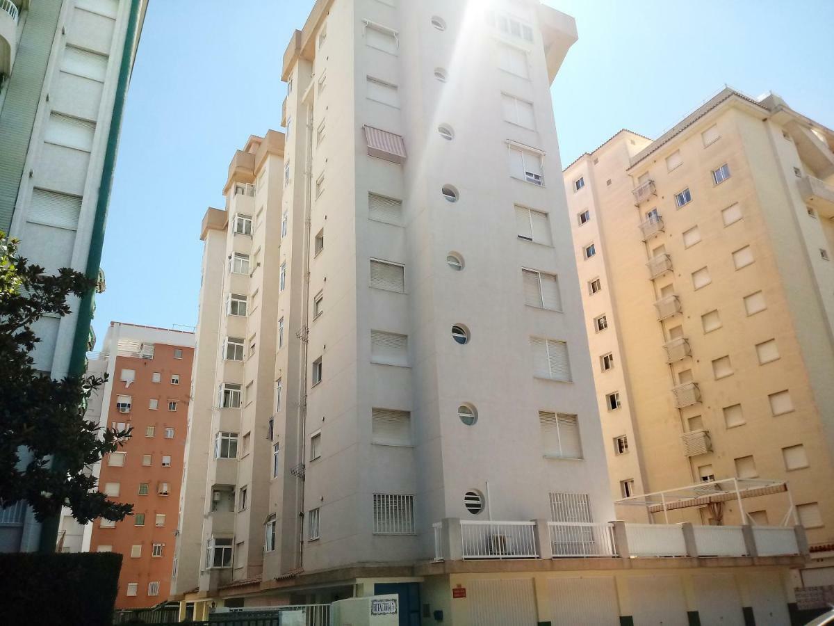 Apartamentos Gandia Grau Y Playa 3000 Bagian luar foto