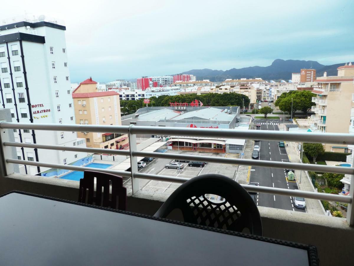 Apartamentos Gandia Grau Y Playa 3000 Bagian luar foto